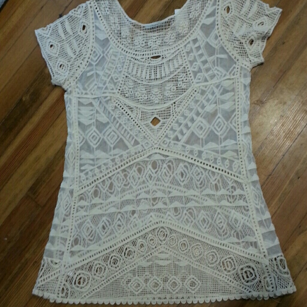 Lace and Crocheted Top - Picture 7 of 7